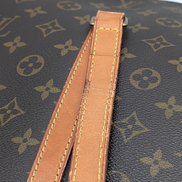 Louis Vuitton Monogram Canvas Hudson Tote - Picture 13 of 16